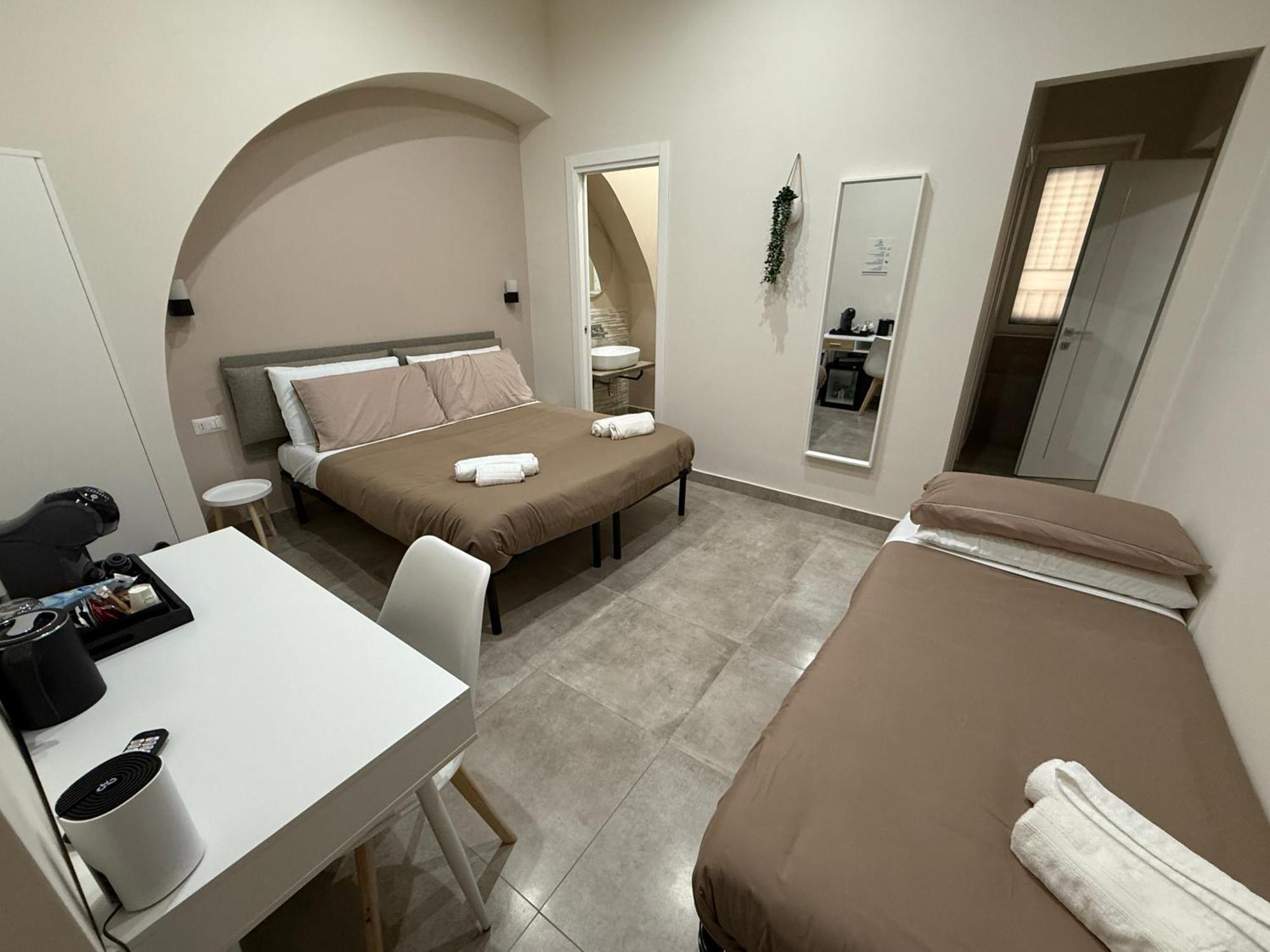 Stay In Naples - Arenaccia 211 Rooms And Suite Exterior photo